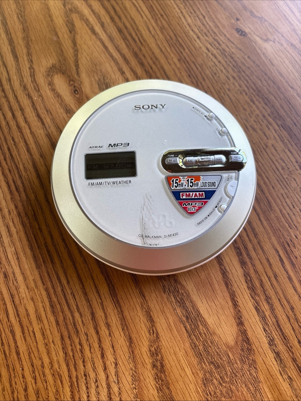Sony Silver Portable CD Walkman Player with MP3 & FM/AM